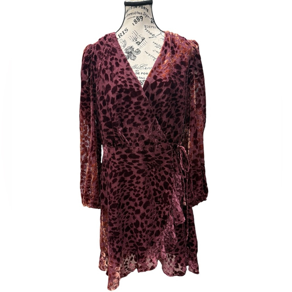 Alex Marie Burgundy Leopard Burnout Velvet Wrap Mini Dress Long Sleeve Size 12